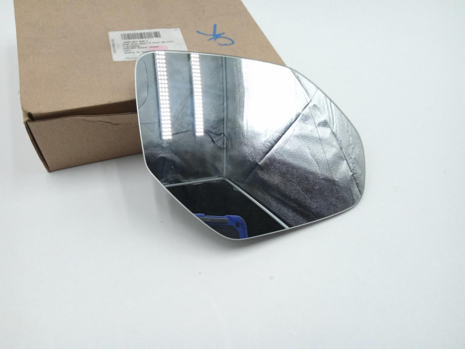 Vetro specchietto retrovisore dx AUDI Q8 Serie (4MN) (18>)