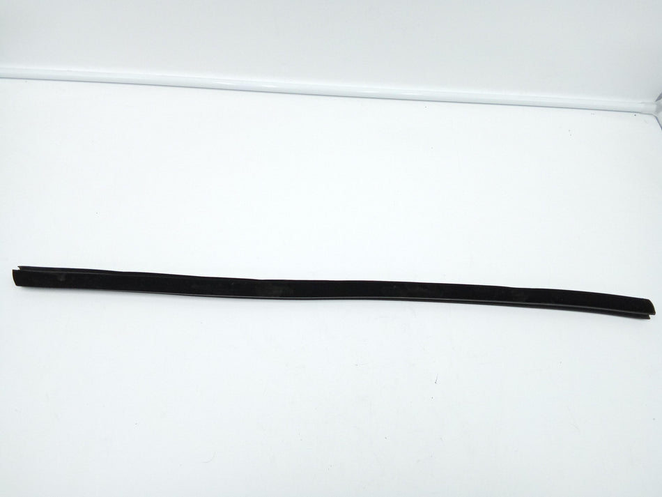 Guarnizione vetro anteriore ALFA ROMEO 156 Berlina Serie (932_) (97>03)