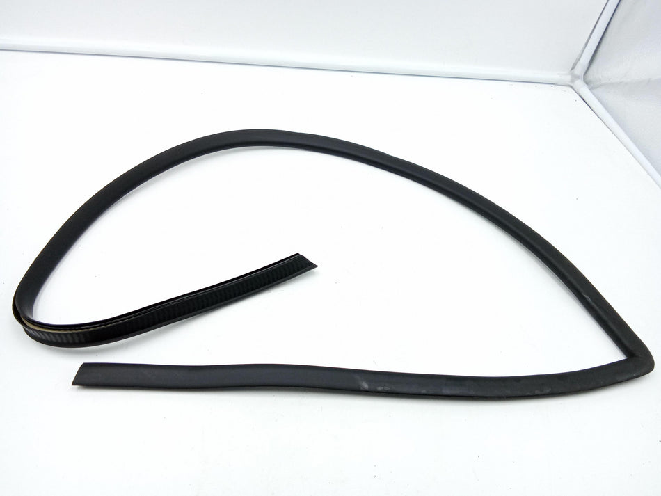 Profilato in Gomma ALFA ROMEO 164 Serie (164_) (87>97)