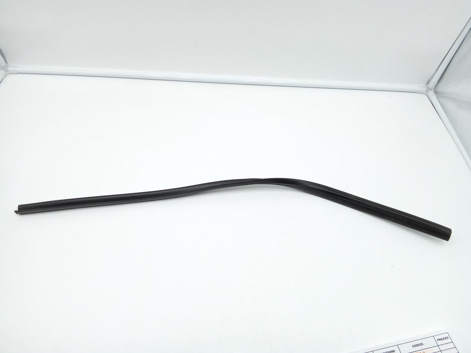 Guarnizione Profilo Passaruota ALFA ROMEO 166 Serie (936_) (03>06)