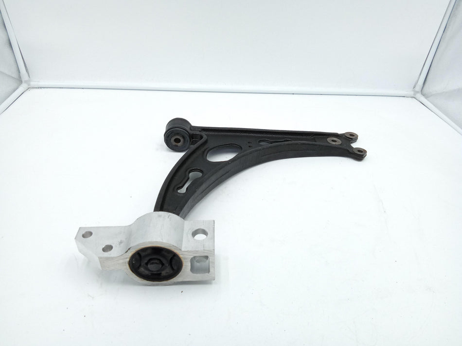 Braccio Oscillante Anteriore Sinistro AUDI A3 Serie (8P1) (03>05)