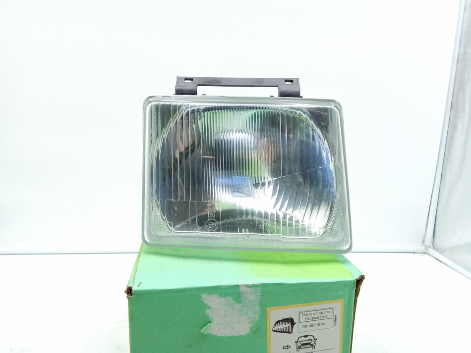 Faro anteriore Destro OPEL Corsa A