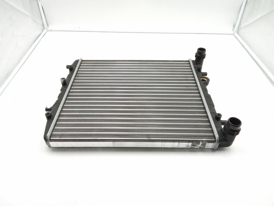 Radiatore acqua VOLKSWAGEN Polo 4° Serie