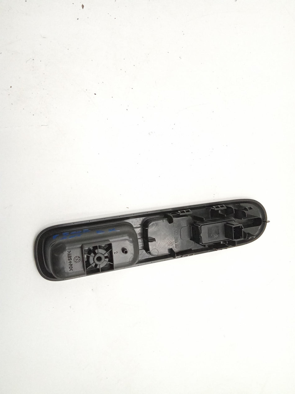 Pulsantiera Anteriore Destra PEUGEOT 5008 1° Serie