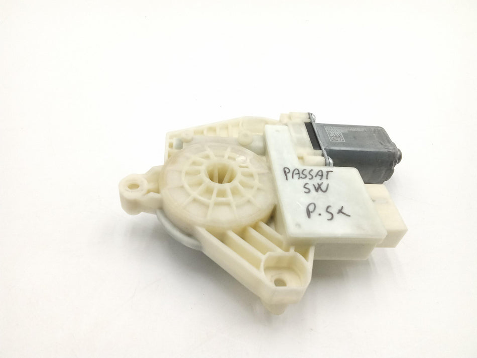 Motorino Alzavetro Posteriore Sinistro VOLKSWAGEN Passat Variant B8 (3G5, CB5) (14>)