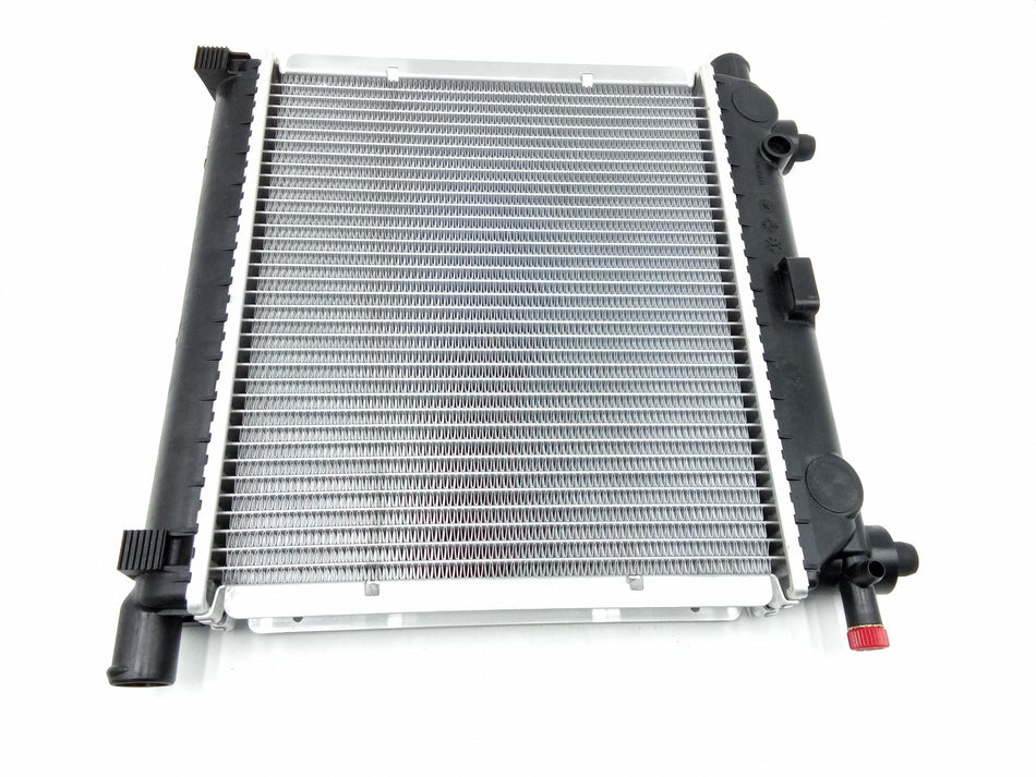 Radiatore acqua MERCEDES Classe E W124
