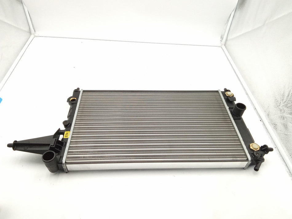 Radiatore acqua OPEL Vectra A