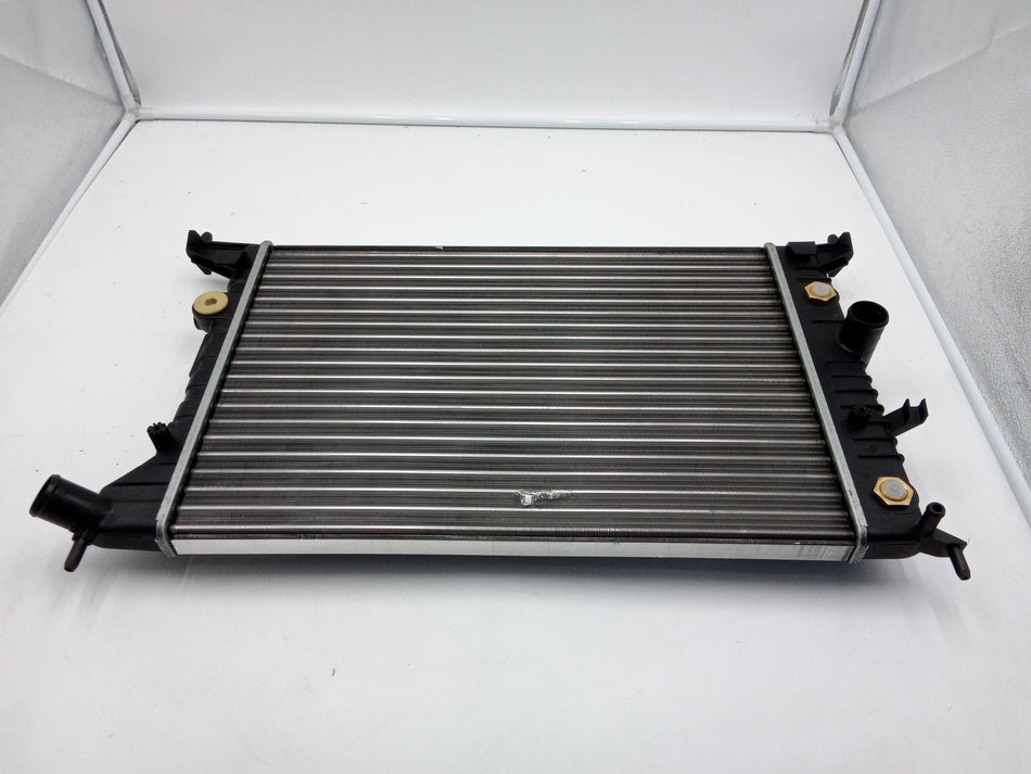 Radiatore acqua OPEL Vectra B Berlina