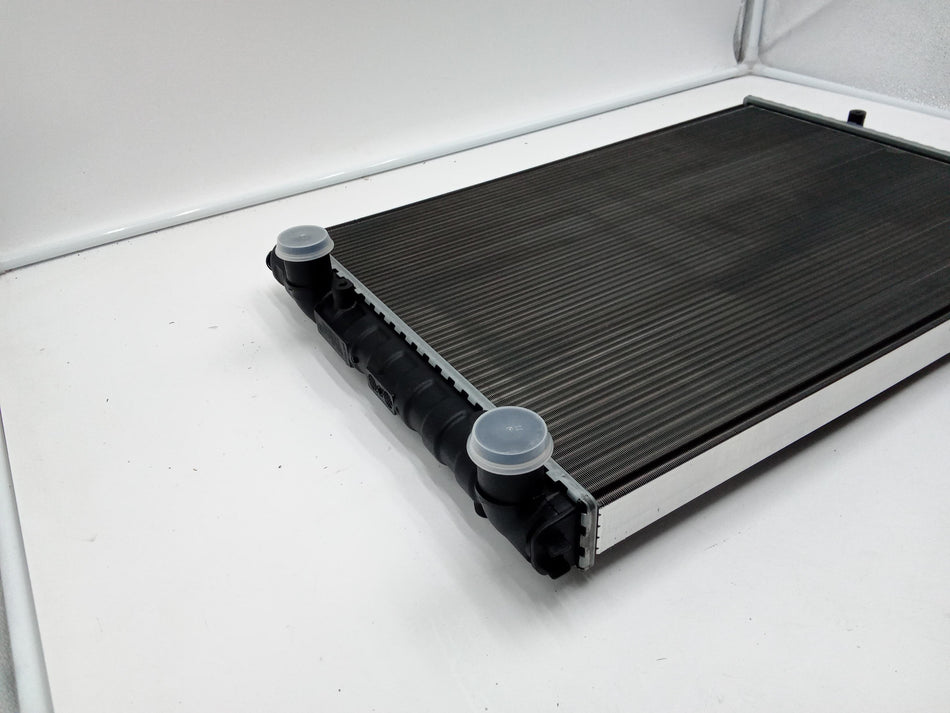 Radiatore acqua VOLKSWAGEN Passat Berlina 1° Serie