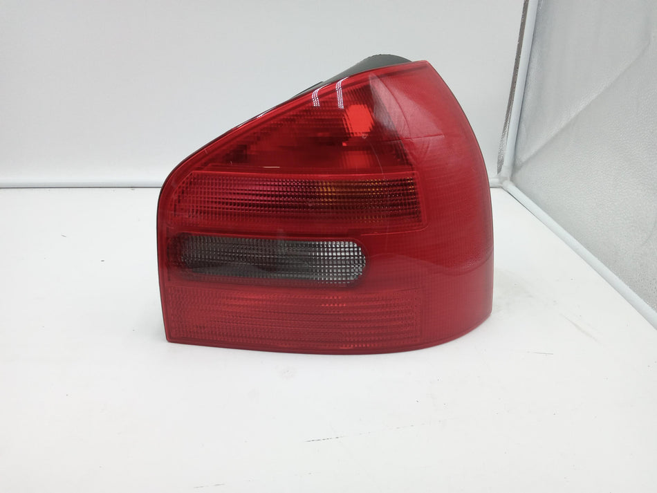 Stop fanale posteriore Destro AUDI A3 Serie (8L1) (96>03)