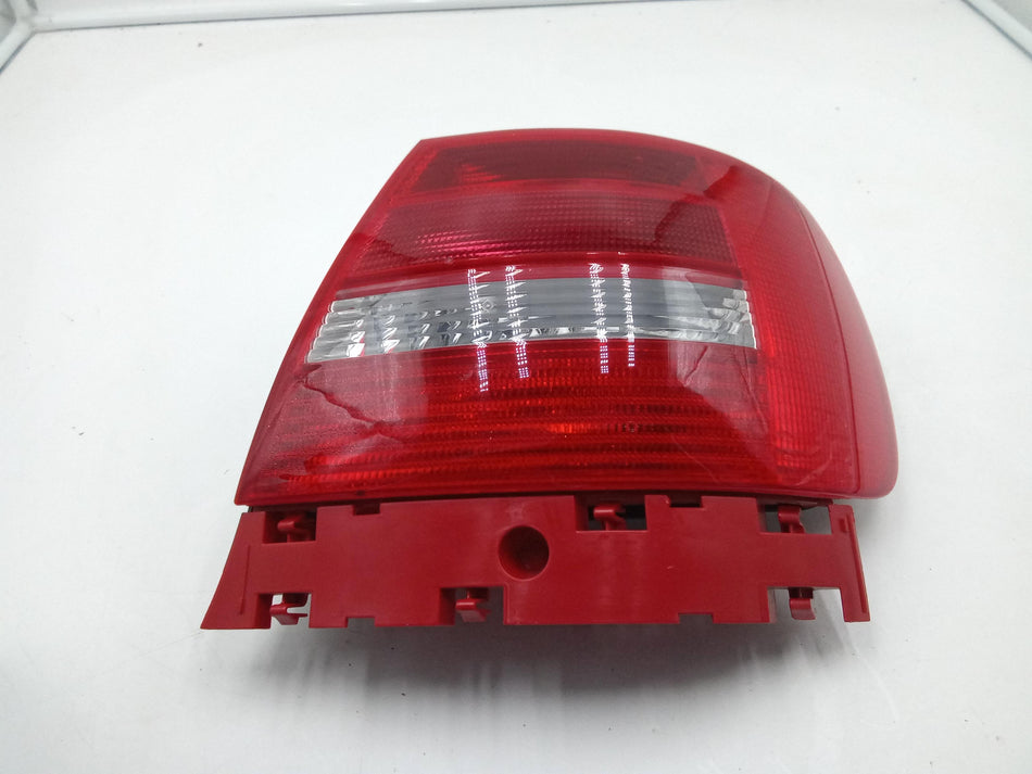 Stop fanale posteriore Destro AUDI A4 Avant (8D) (97>00)