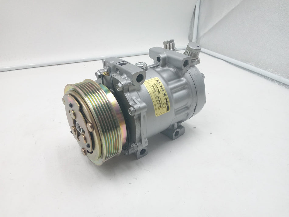 Compressore A/C AUDI 90 Berlina Serie B2,B3 (812,814,853,893,894,8A2) (84>91)