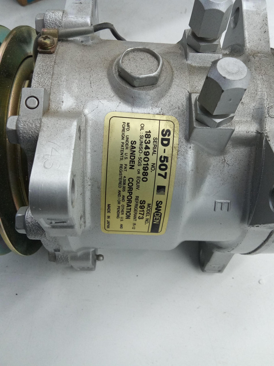 Compressore A/C Ricambi Generici Marche varie serie