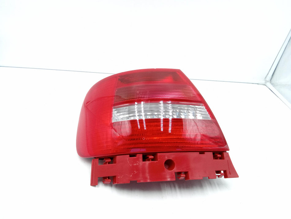 Stop fanale Posteriore Sinistro AUDI A4 Avant (B5) (94>00)