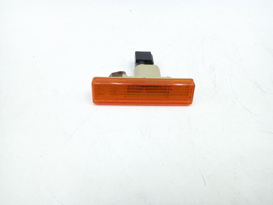 Freccia fanalino ant DX ALFA ROMEO 33 Berlina Serie (86>95)