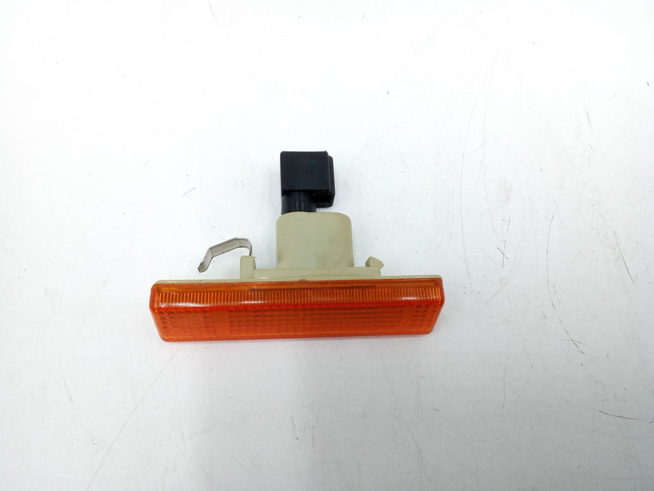 Freccia fanalino ant DX ALFA ROMEO 33 Berlina Serie (86>95)