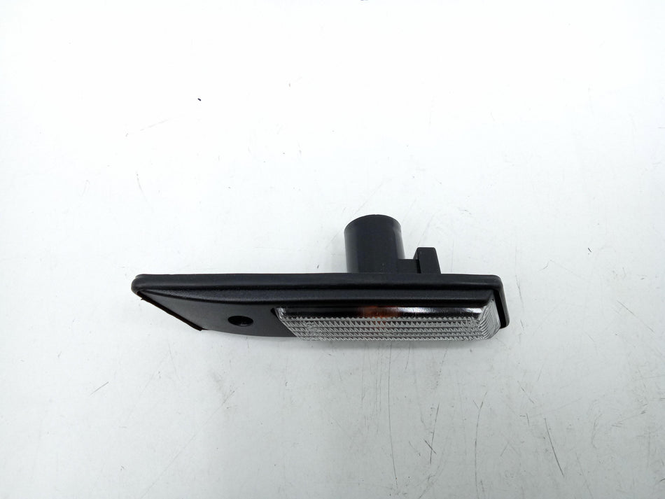 Freccia SX parafango BMW Serie 3 E36 Berlina