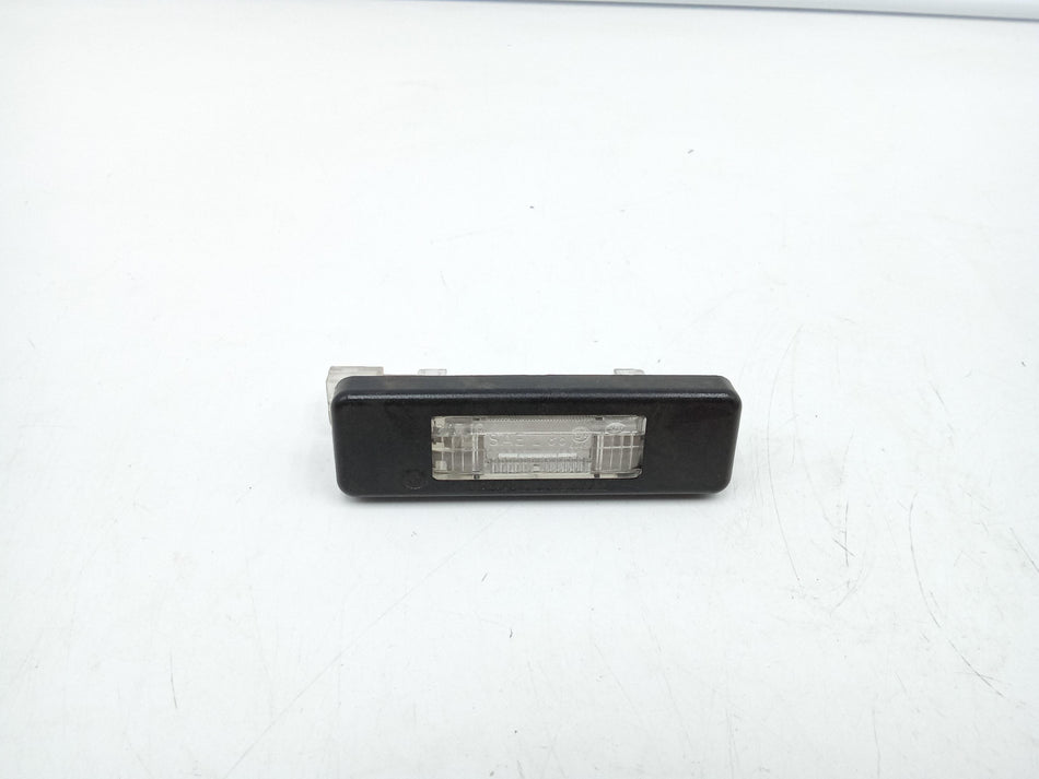 Fanale luce targa BMW Serie 5 E34 Berlina