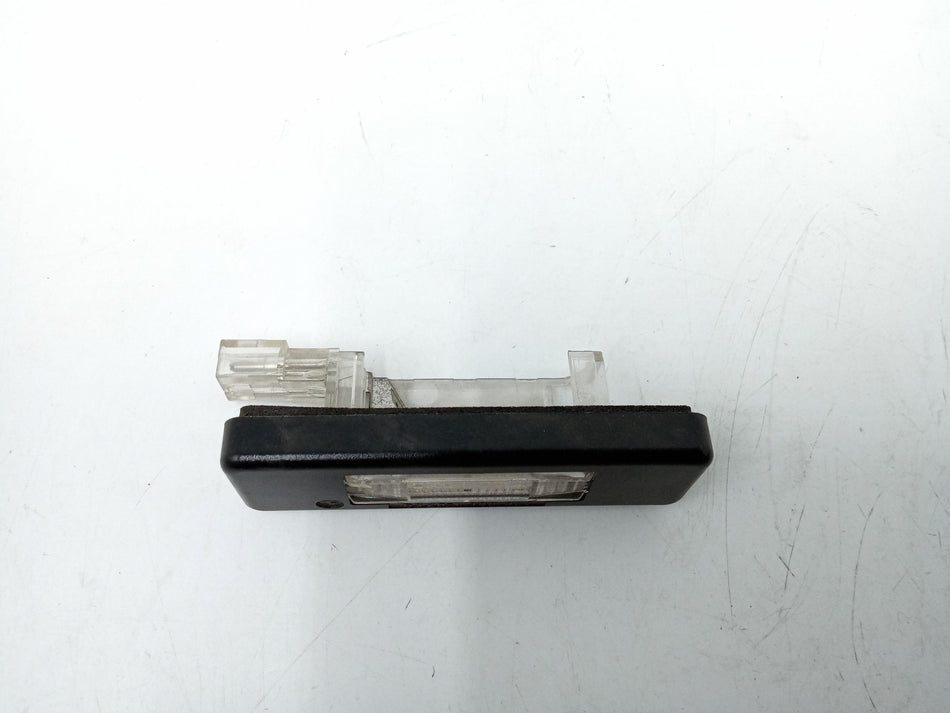 Fanale luce targa BMW Serie 5 E34 Berlina