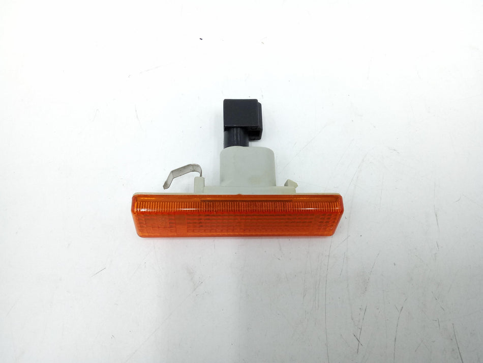 Freccia fanalino ant DX ALFA ROMEO 33 Berlina Serie (86>95)
