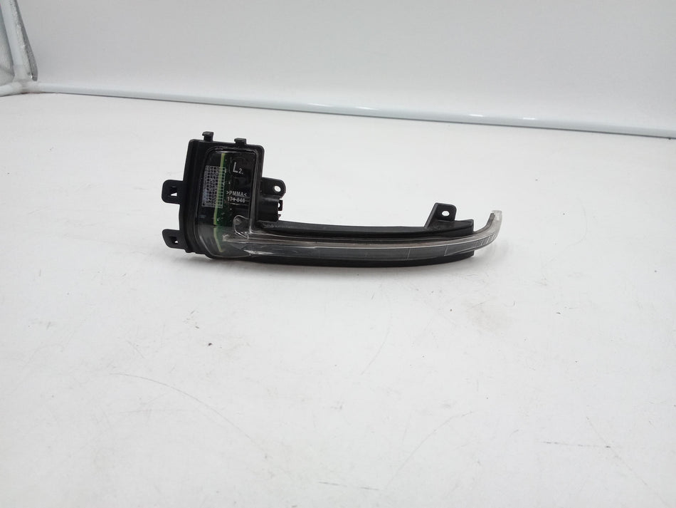 Freccia specchietto retrovisore SX AUDI A3 Serie (8P1) (08>12)