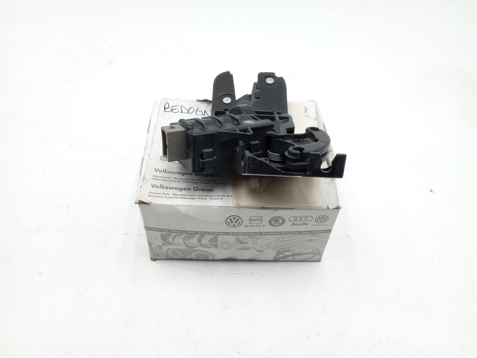 Serratura portellone posteriore VOLKSWAGEN Passat Berlina 4° Serie