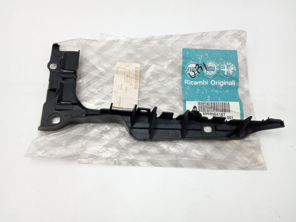 Supporto paraurti posteriore ALFA ROMEO 159 Sportwagon Serie (05>11)