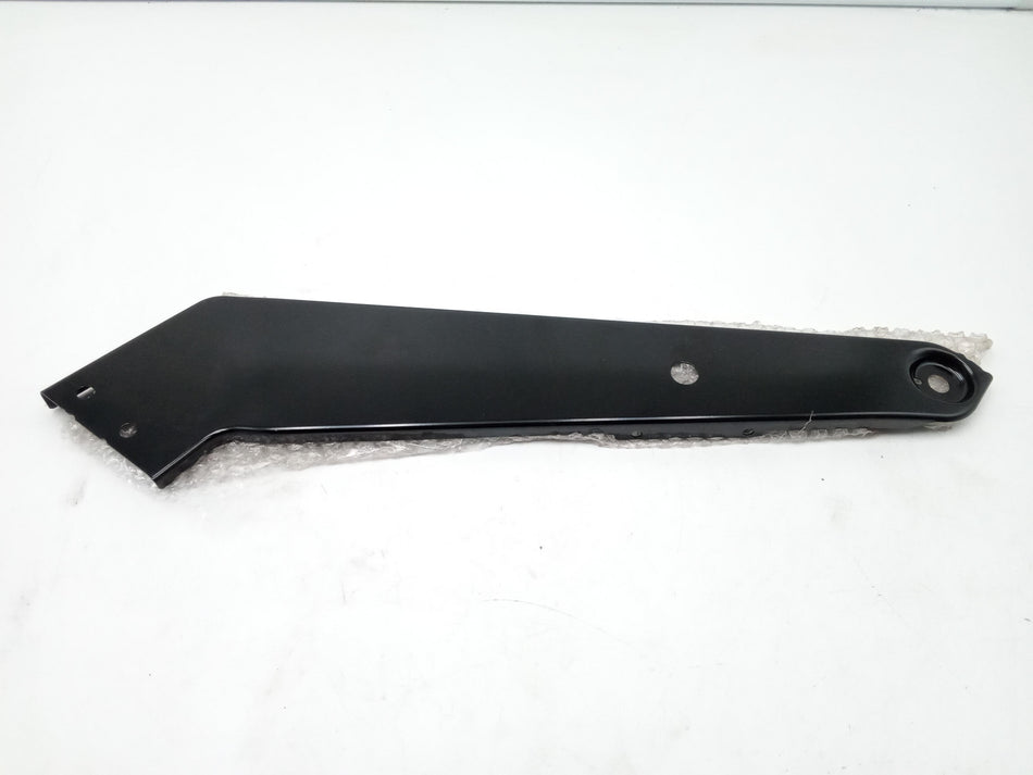 Staffa supporto faro anteriore DX VOLKSWAGEN Passat Serie B8 (3G2, CB2) (14>)