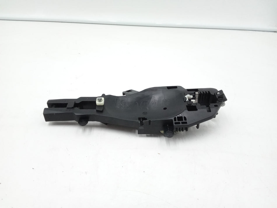 Supporto maniglia Anteriore Sinistra BMW Serie 3 E90 Berlina
