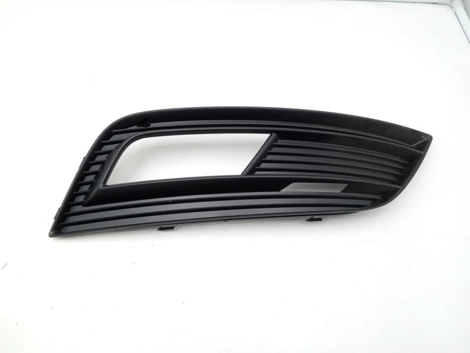 Griglia Paraurti Anteriore Destra AUDI A4 Berlina (11>14)