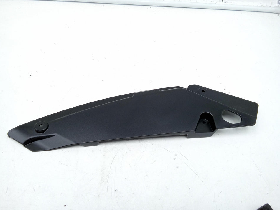 Modanatura Faro Anteriore Destro VOLKSWAGEN Passat Serie B8 (3G2, CB2) (14>)