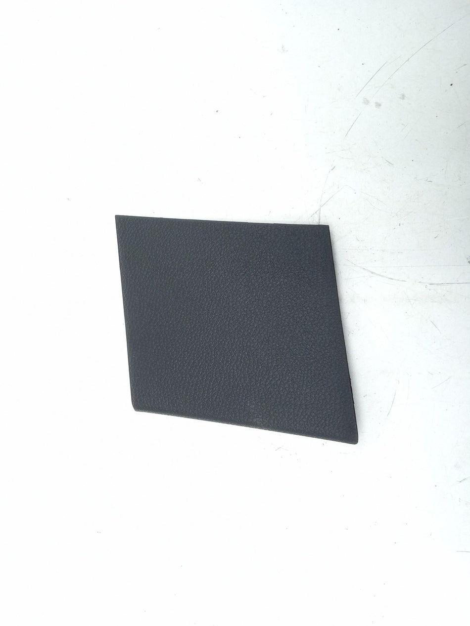 Modanatura portellone post. VOLKSWAGEN Golf 6 Berlina (08>12)