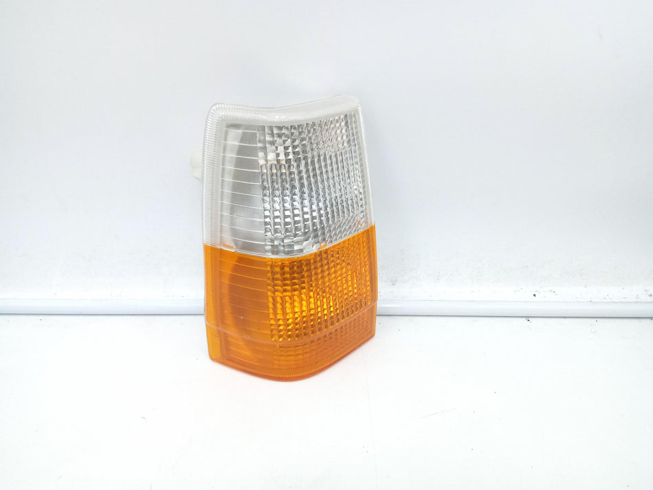 Freccia fanalino ant DX VOLVO 740 Berlina