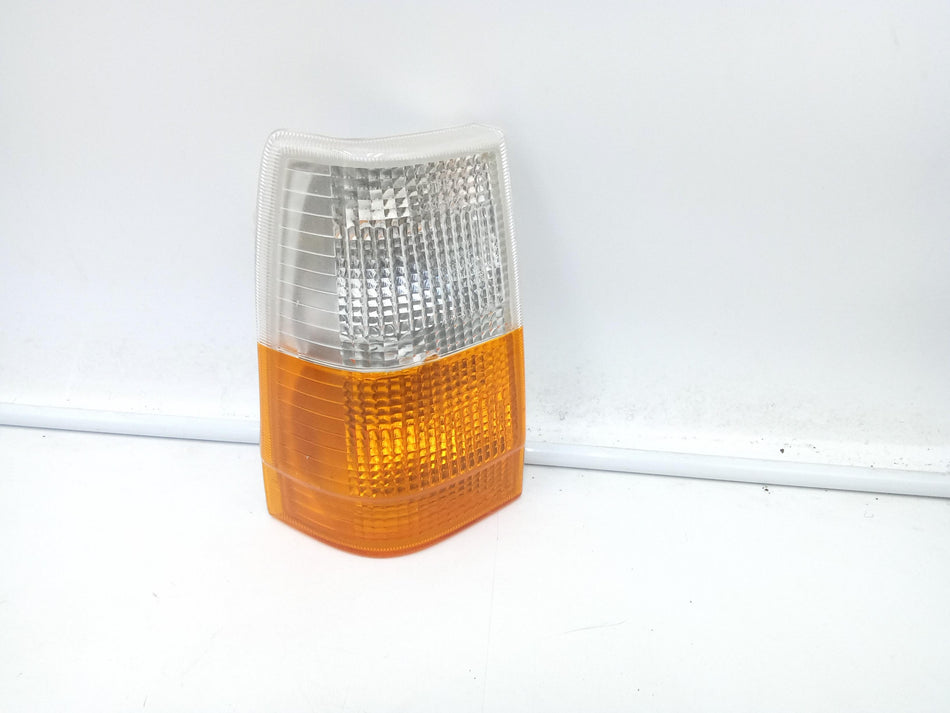 Freccia fanalino ant DX VOLVO 740 Berlina