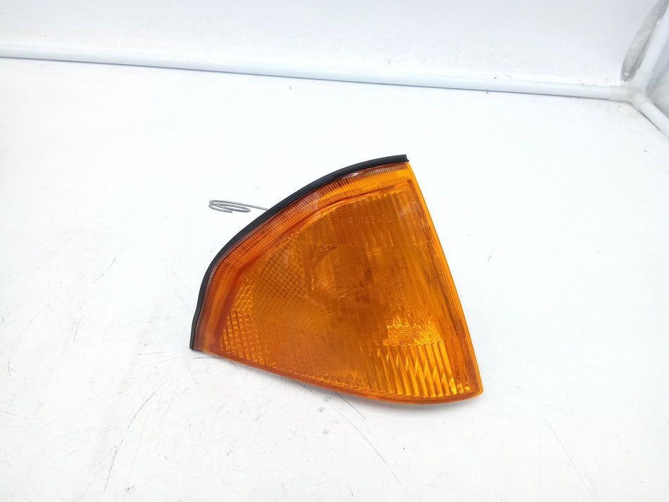 Freccia fanalino ant DX ALFA ROMEO 33 Berlina Serie (86>95)