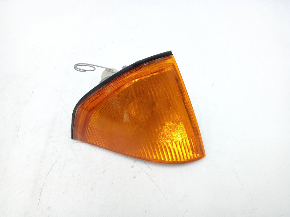 Freccia fanalino ant DX ALFA ROMEO 33 Berlina Serie (86>95)