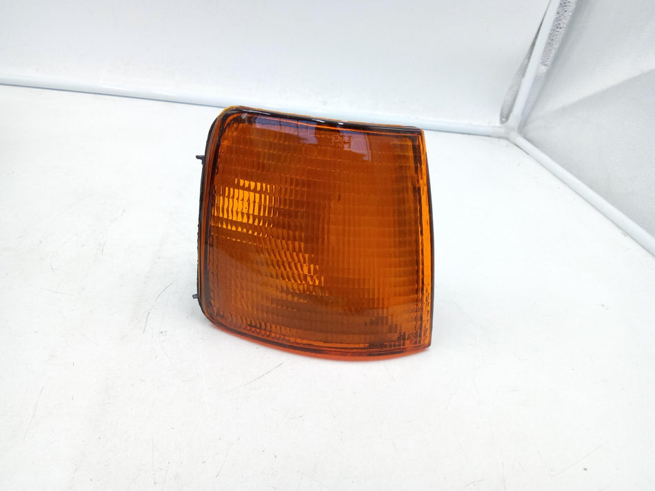 Freccia fanalino ant DX VOLKSWAGEN Passat Berlina 1° Serie