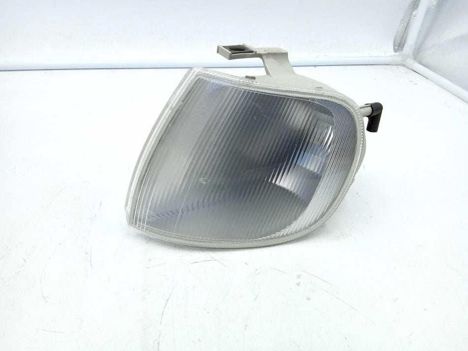 Freccia fanalino ant sx VOLKSWAGEN Polo 3° Serie