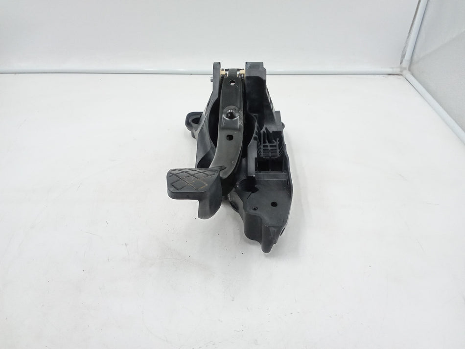Pedale Freno VOLKSWAGEN Polo 6° Serie
