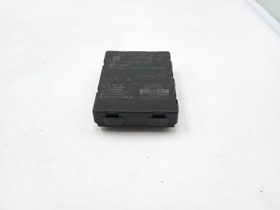 Centralina antenna VOLKSWAGEN Passat Variant B8 (3G5, CB5) (14>)