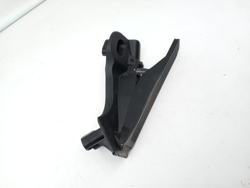 Pedale acceleratore VOLKSWAGEN Touran 3° Serie