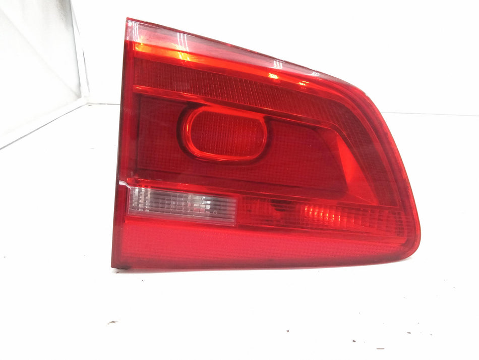 Stop Posteriore Sinistro Integrato nel Portello VOLKSWAGEN Touran 3° Serie