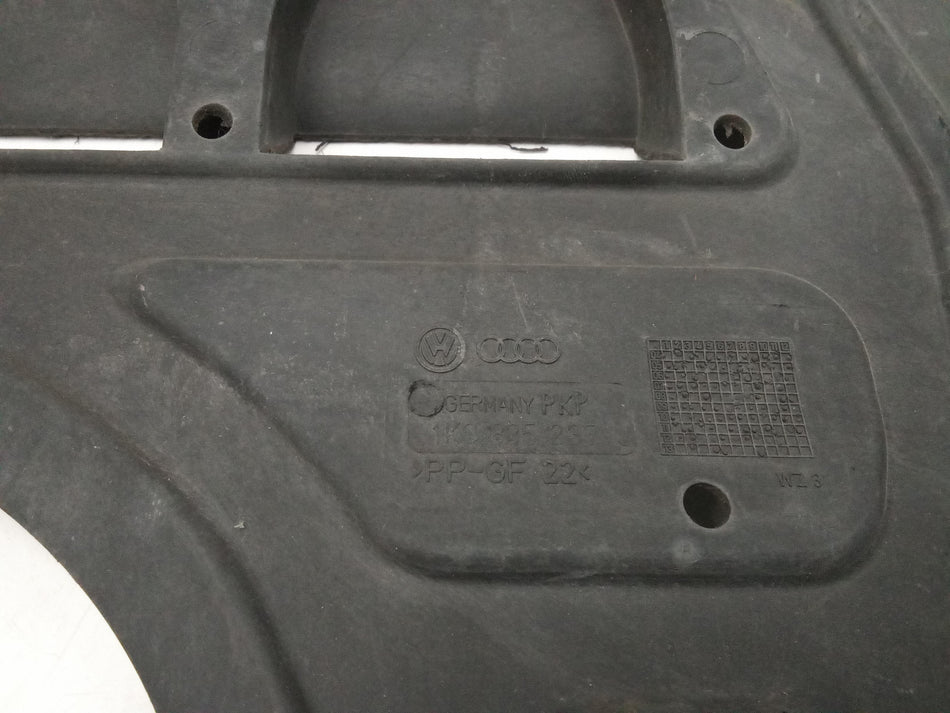 Riparo sotto motore VOLKSWAGEN Touran 3° Serie