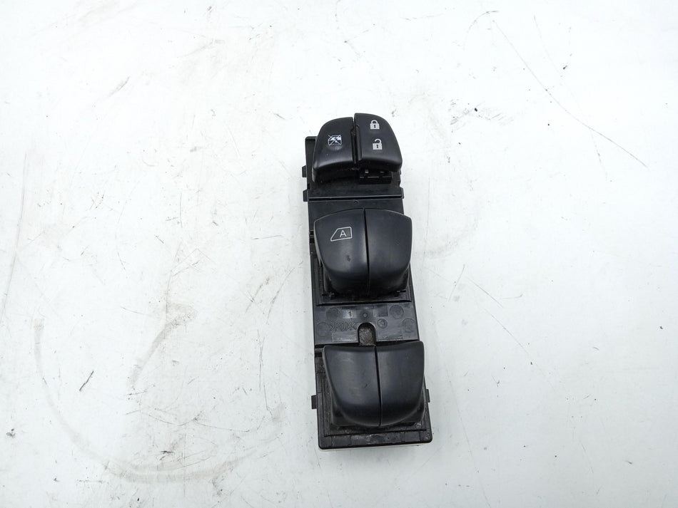 Pulsantiera Anteriore Sinistra NISSAN Qashqai Serie