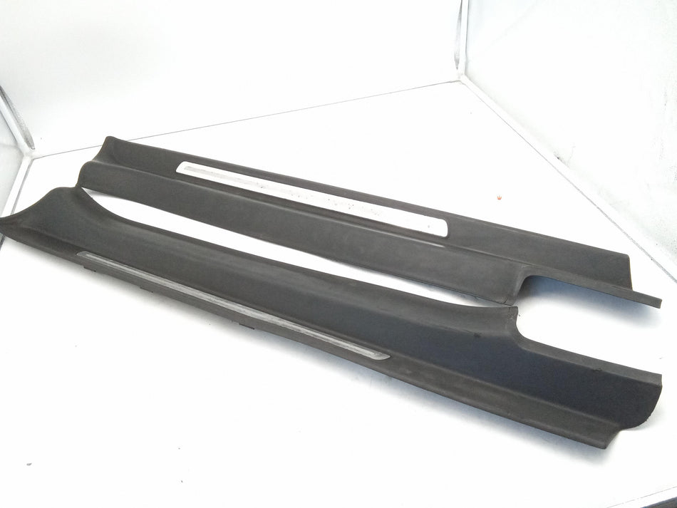 Coppia battitacco anteriori DX e SX AUDI TT Serie (8J3) (06>14)