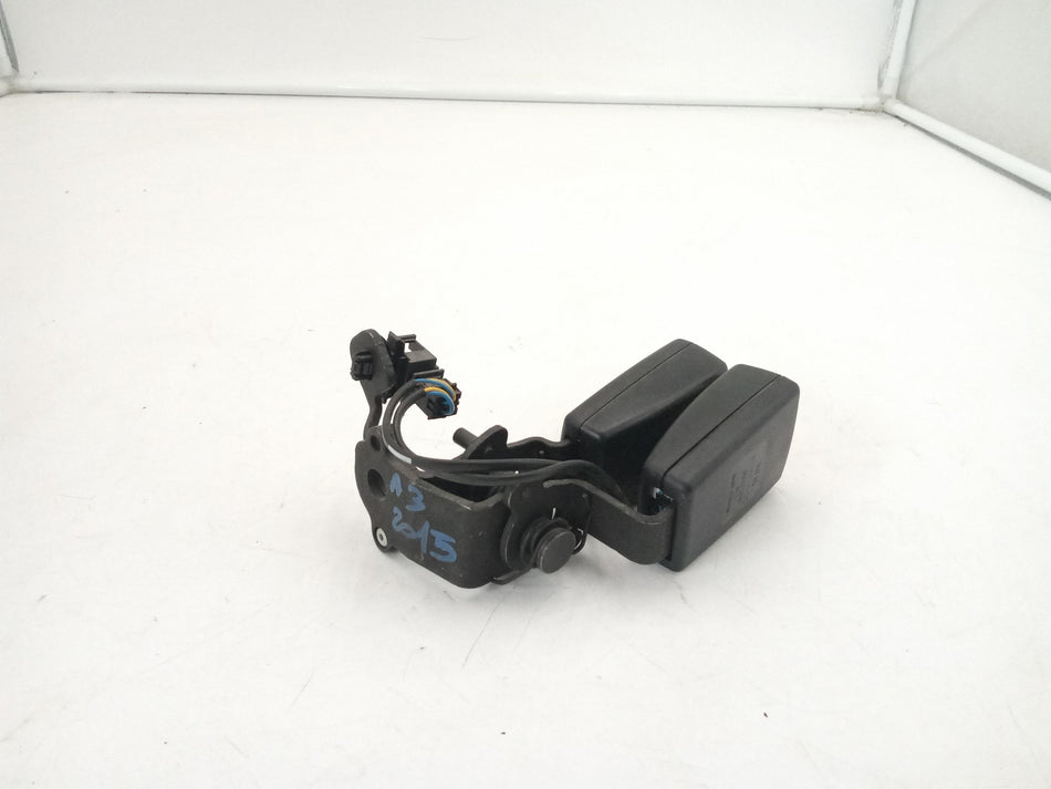 Aggancio cintura di sicurezza posteriore AUDI A3 Serie (8V1) (12>18)