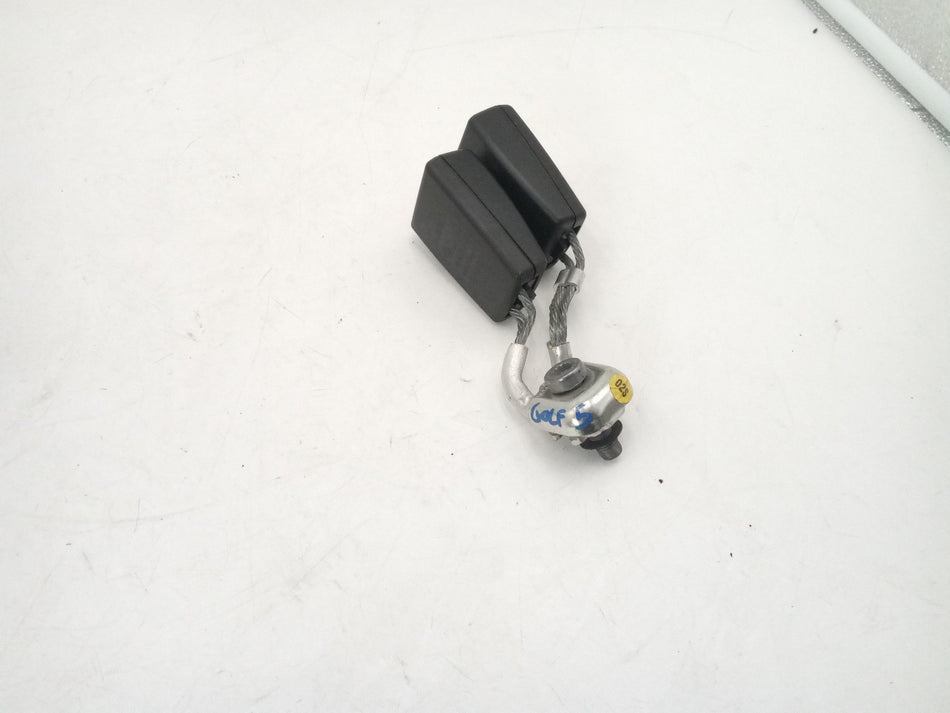 Aggancio cintura di sicurezza posteriore VOLKSWAGEN Golf 5 Berlina (03>08)