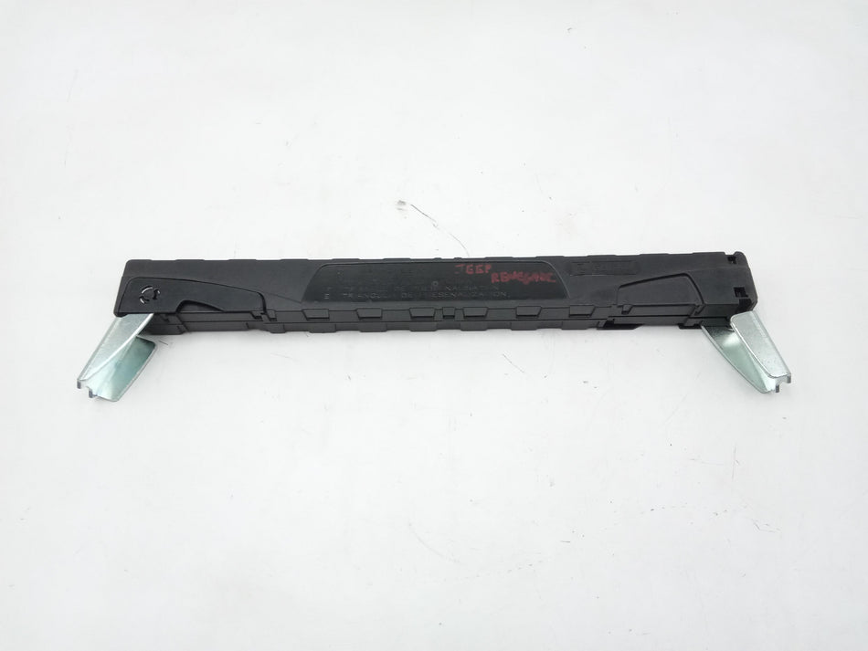 kit triangolo emergenza JEEP Renegade Serie (14>18)