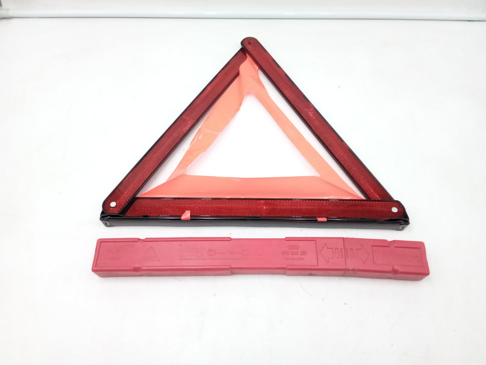 kit triangolo emergenza AUDI TT Cabrio Serie (8J3) (06>14)