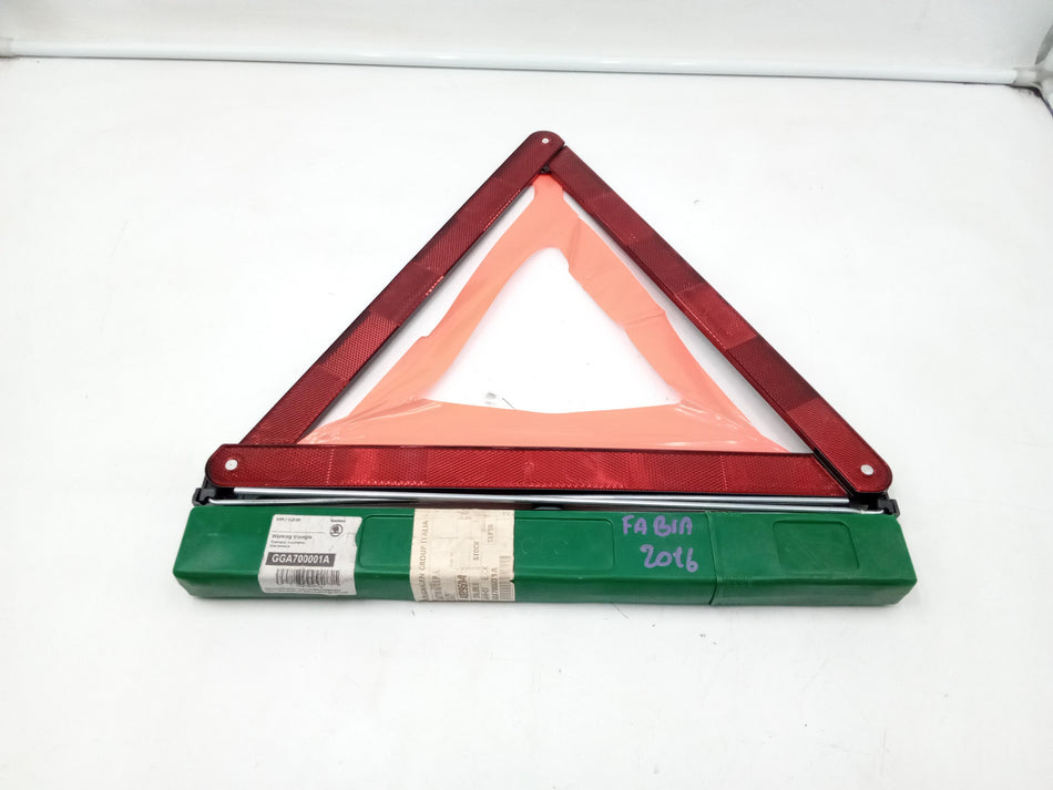 kit triangolo emergenza SKODA Fabia Berlina 3° Serie